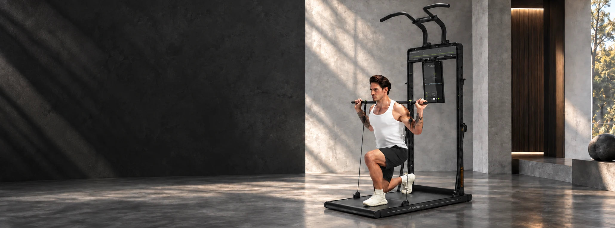 Athlete training with the INNODIGYM OMNI X1 Pro